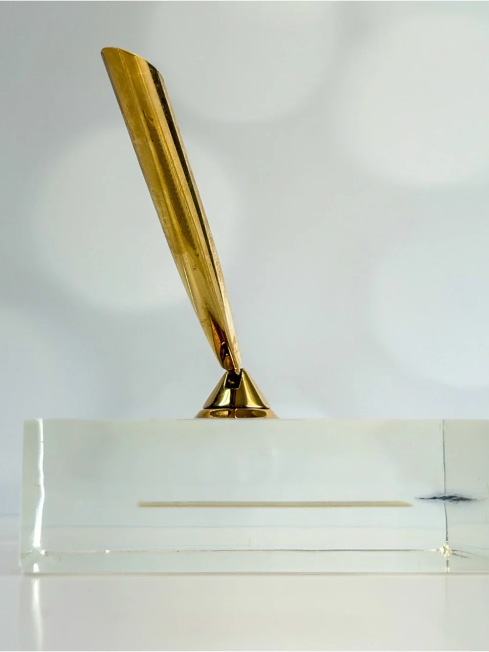 Vintage MicroBible Acrylic Pen Holder – NCR Microform Technology – Rare Desk Dis